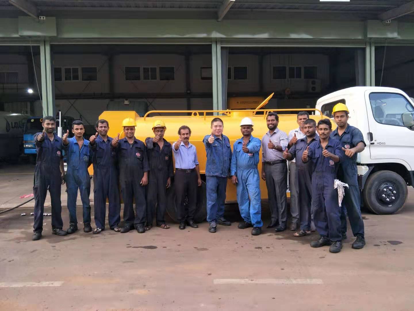 斯里兰卡喷射卡车