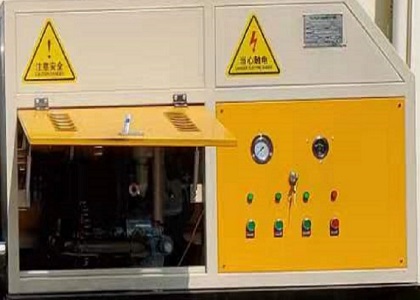 拖车沥青分配器10