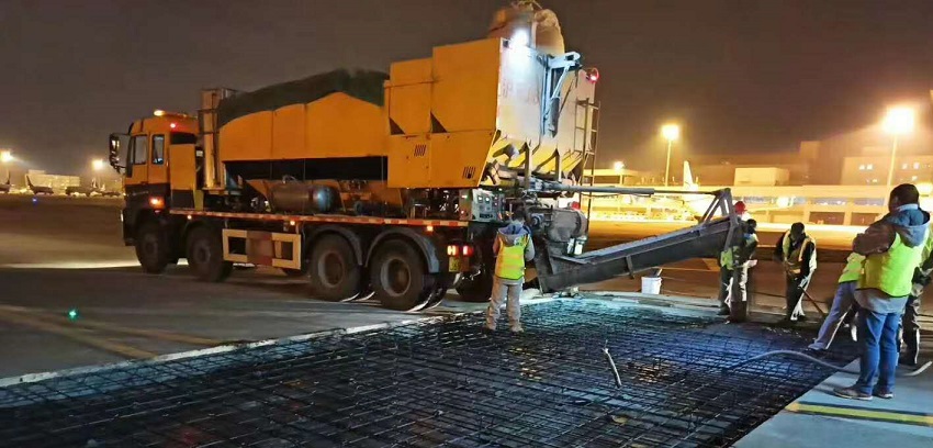 体积混凝土搅拌机